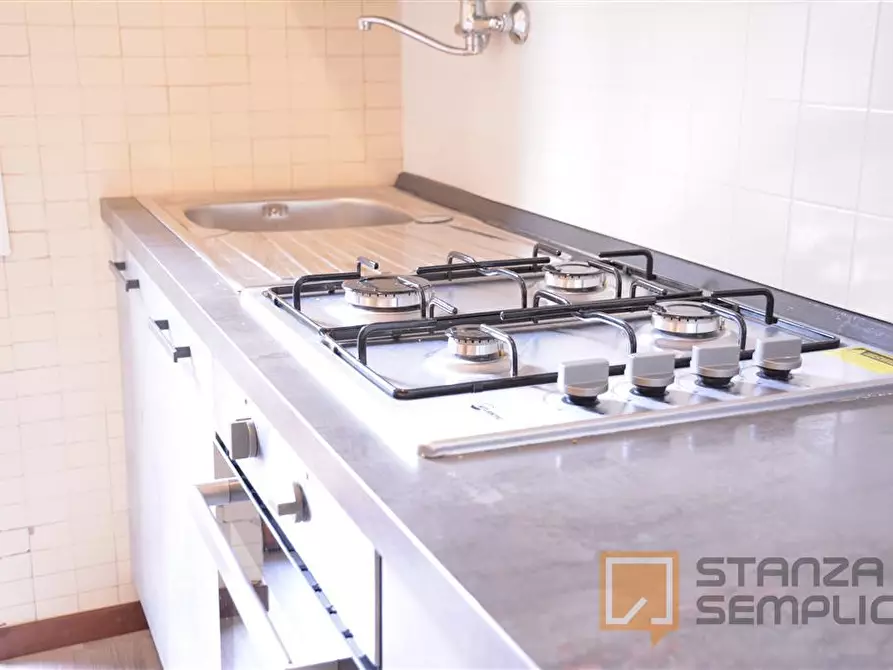 Immagine 5 di Stanza singola in affitto  in Via Tigellio 20b a Cagliari