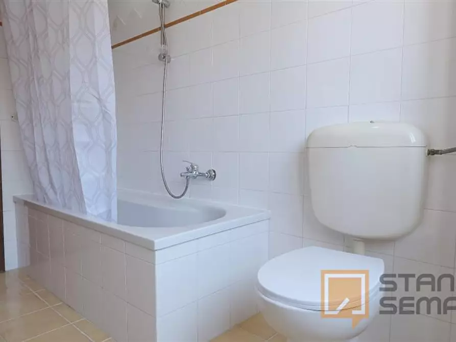 Immagine 17 di Stanza singola in affitto  in Via Savoia 15 a Sassari