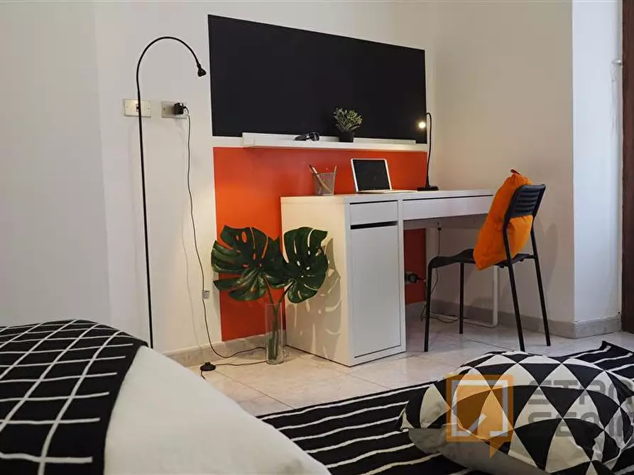 Immagine 1 di Stanza singola in affitto  in Via Beaulard 58 a Torino