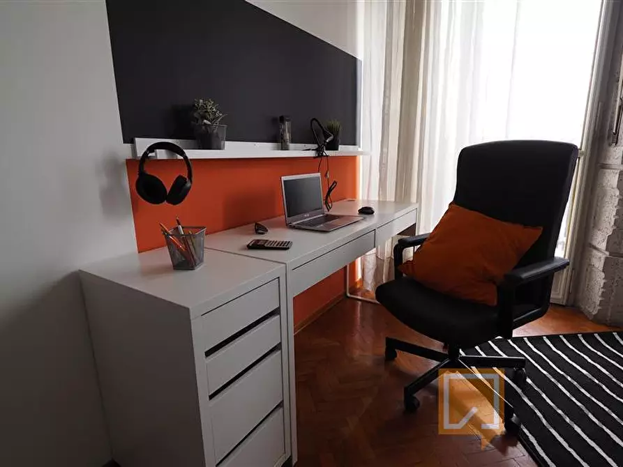 Immagine 3 di Stanza singola in affitto  in Piazza Statuto 24 a Torino