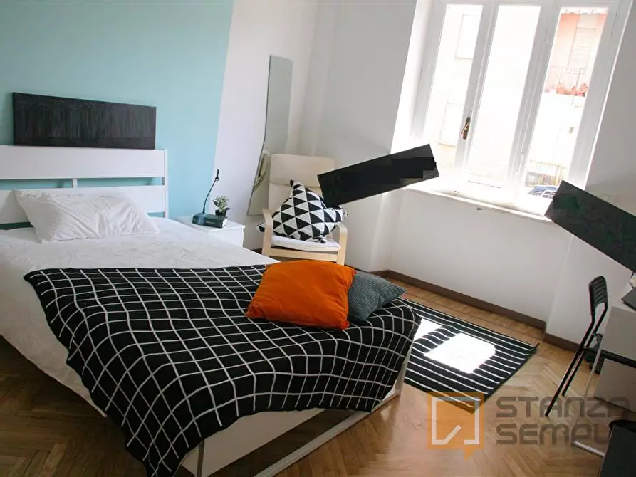 Immagine 1 di Stanza singola in affitto  in Via Pallanza 17 a Torino