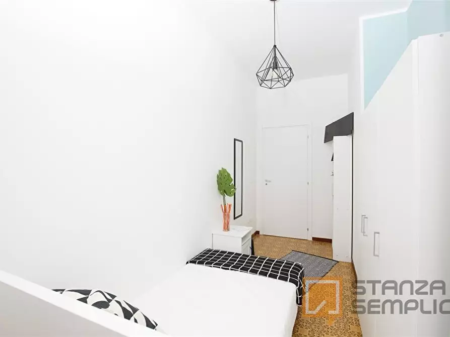 Immagine 4 di Stanza singola in affitto  in VIA SAFFI, 47 a Rimini