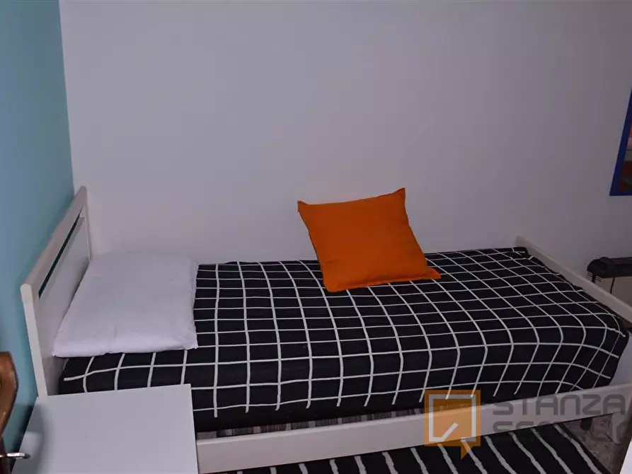 Immagine 2 di Stanza singola in affitto  in Via dei Giudicati n1 a Cagliari