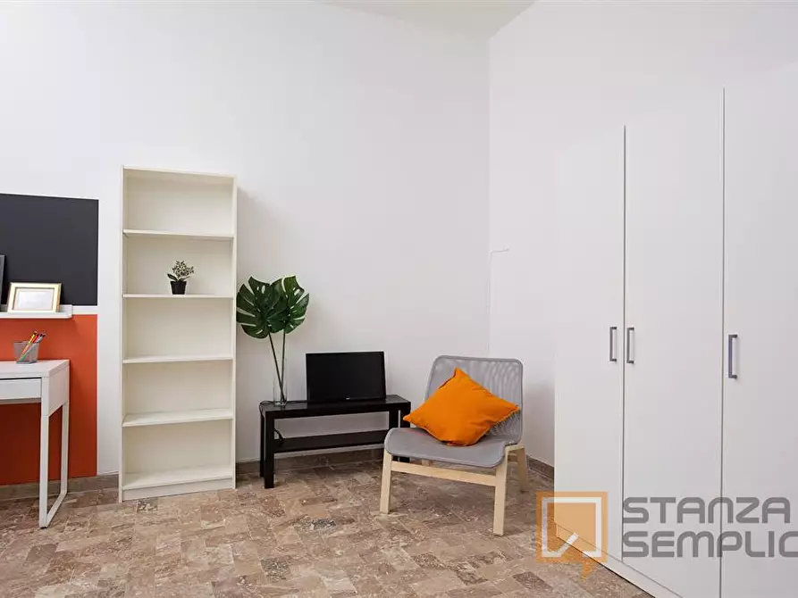 Immagine 3 di Stanza singola in affitto  in VIA BASTIONI SETTENTRIONALI, 49 a Rimini