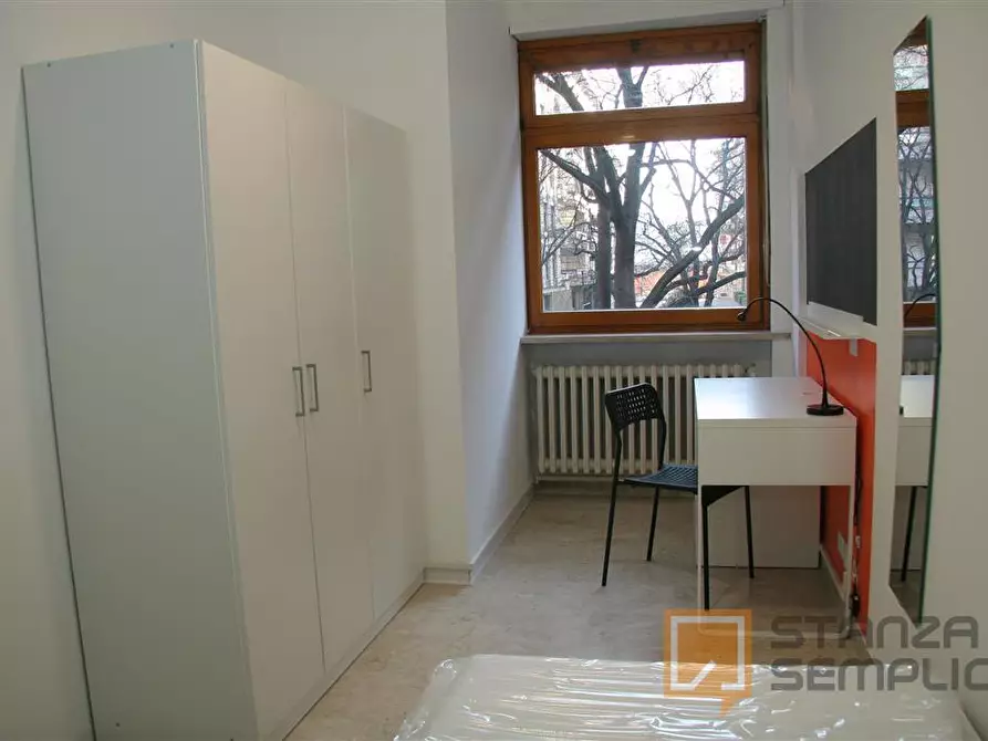 Immagine 3 di Stanza singola in affitto  in Corso Peschiera 354 a Torino