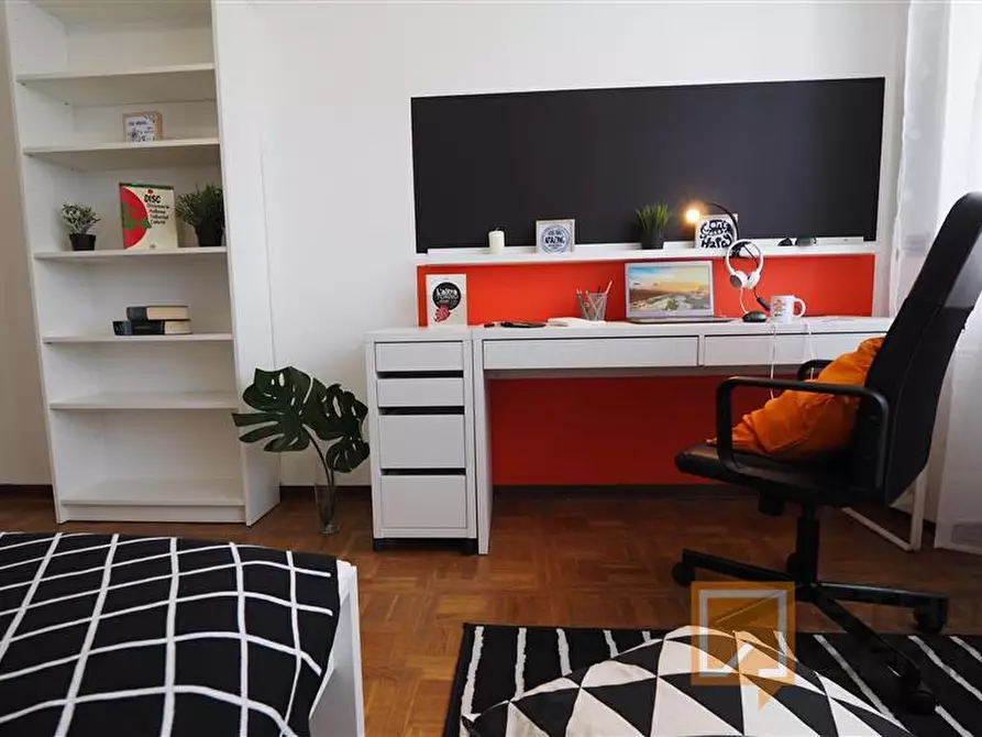 Immagine 1 di Stanza singola in affitto  in Corso Luigi Einaudi 53 a Torino