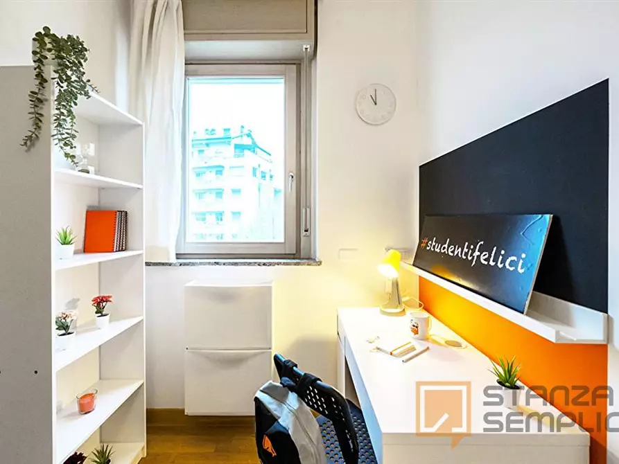 Immagine 5 di Stanza singola in affitto  in VIA BERIZZI 16 a Bergamo