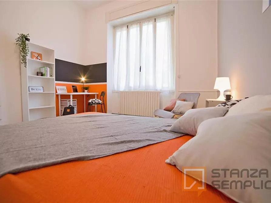 Immagine 5 di Stanza singola in affitto  in Via Belvedere 32 a Lecco