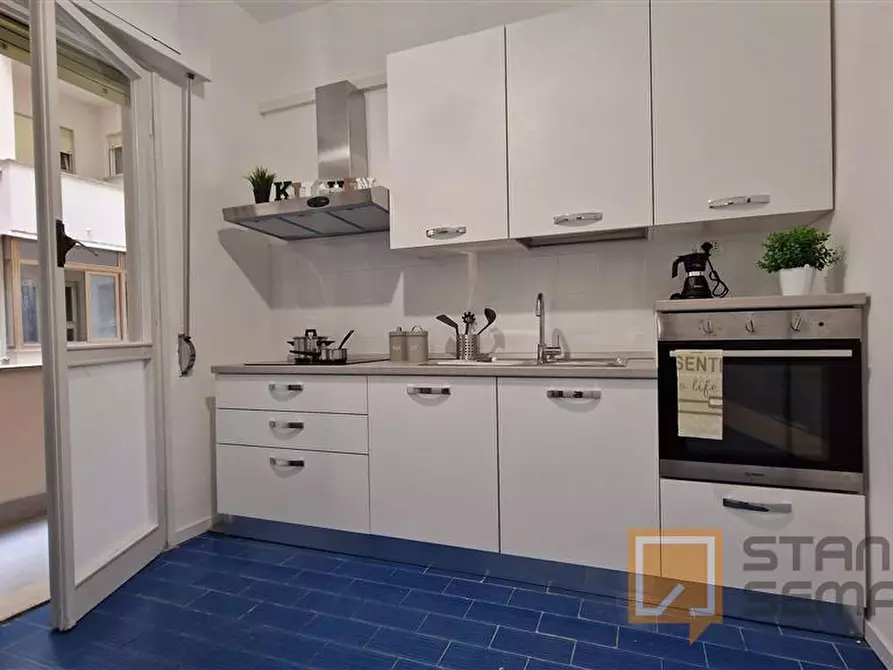 Immagine 17 di Stanza singola in affitto  in Lungotevere di Pietra Papa, 61  a Roma