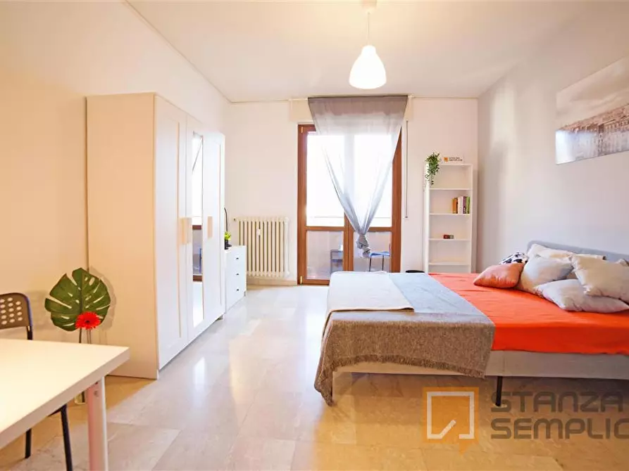 Immagine 1 di Stanza singola in affitto  in Via Salvatore Sassi 10 a Lecco