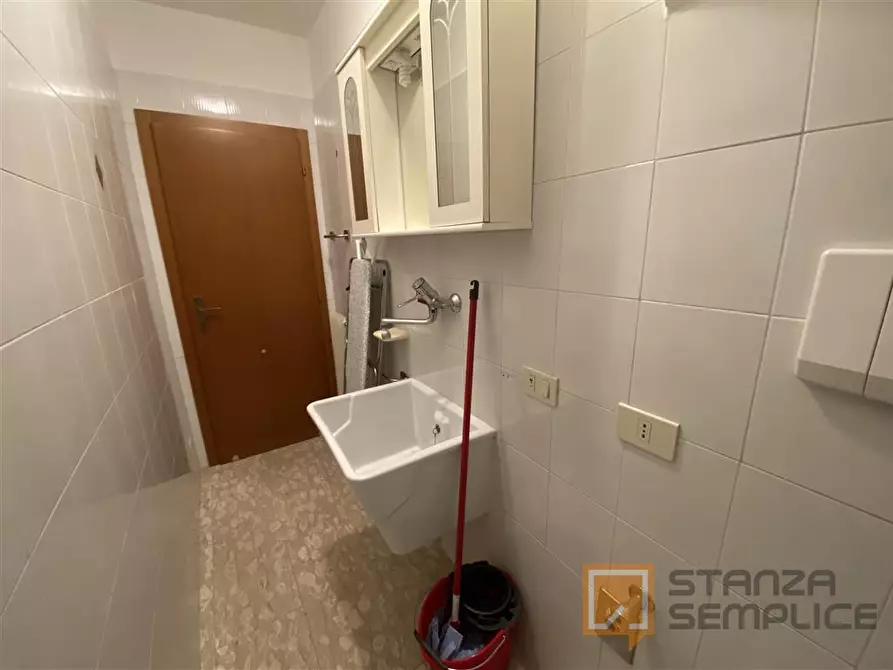 Immagine 14 di Stanza singola in affitto  in VIA STROPERI 23 a Rovereto