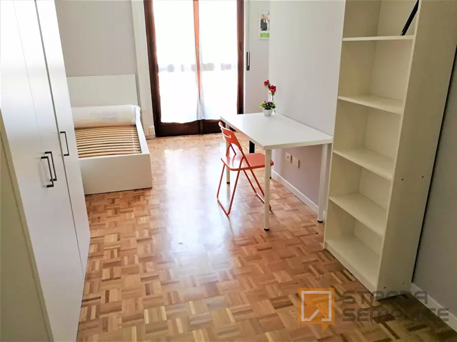 Immagine 3 di Stanza singola in affitto  in STRADA MAZZINI- GAL. POLIDORO a Parma