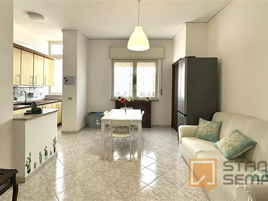 Immagine 8 di Stanza singola in affitto  in Via Diocleziano n. 210   a Casandrino