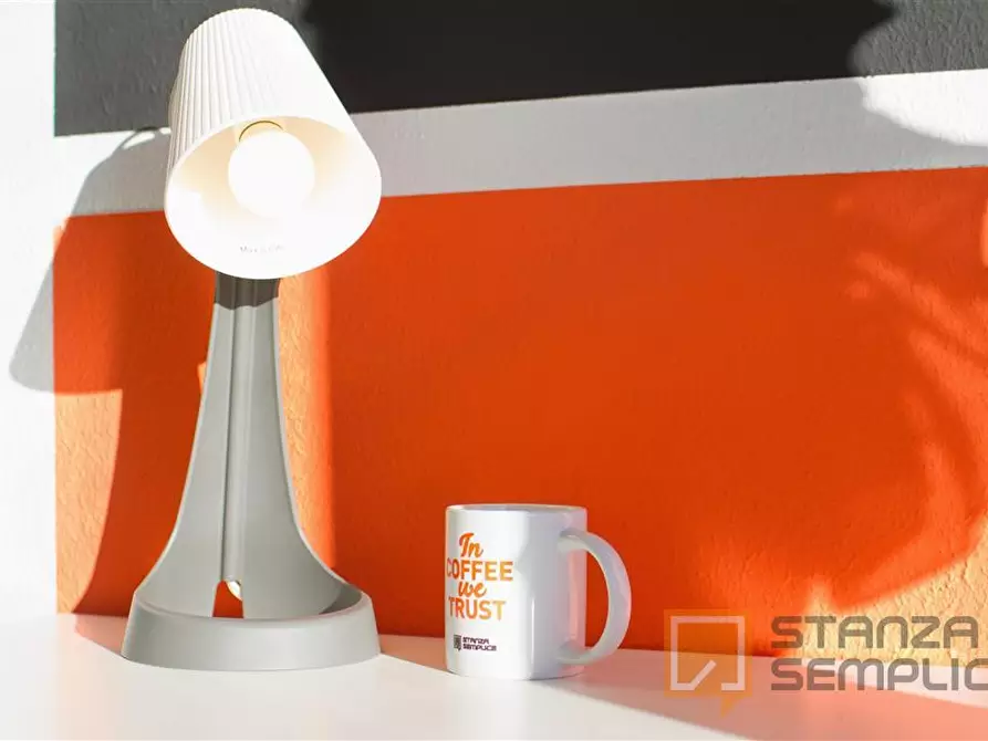 Immagine 1 di Stanza singola in affitto  in Via Resinelli 12 a Lecco