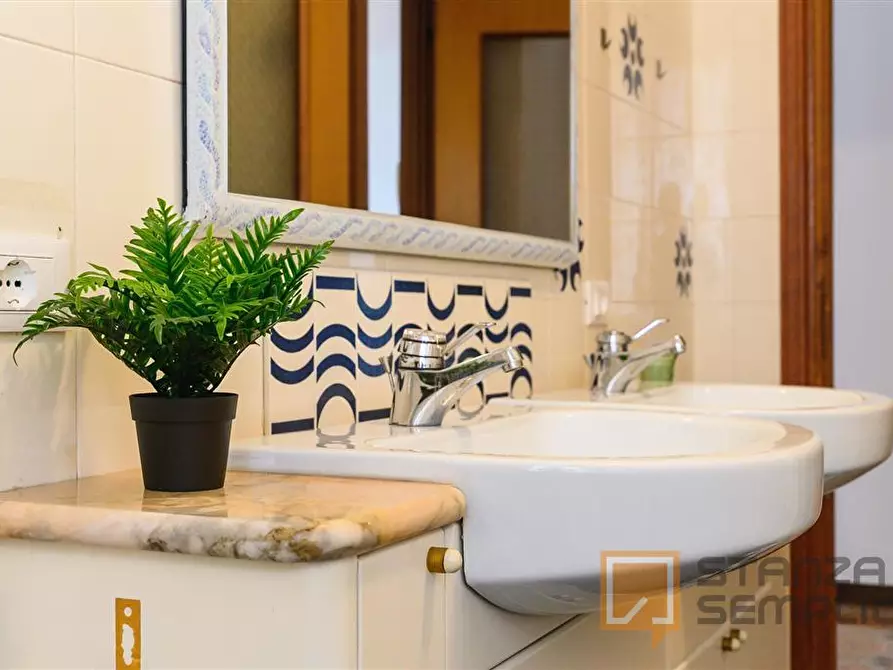 Immagine 11 di Stanza singola in affitto  in Corso Carlo Alberto 122 a Lecco