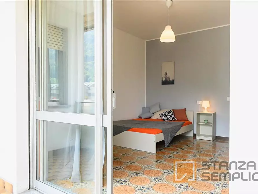 Immagine 1 di Stanza singola in affitto  in Corso Carlo Alberto 122 a Lecco