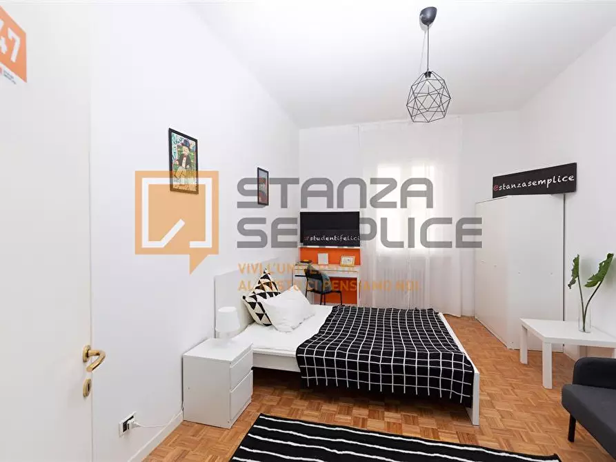 Immagine 1 di Stanza singola in affitto  in CORSO D'AUGUSTO, 108 a Rimini