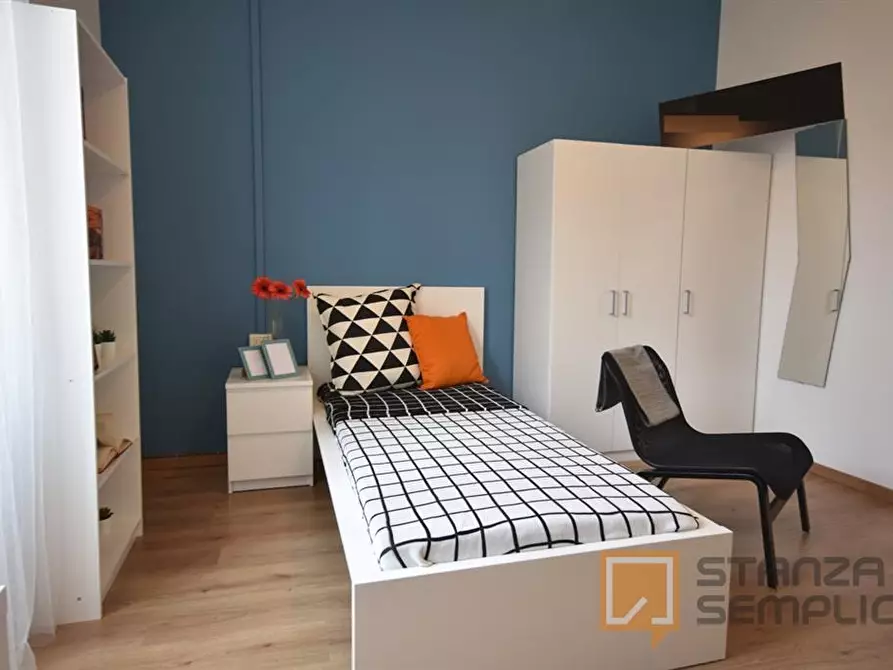 Immagine 2 di Stanza singola in affitto  in VIA LOCATELLI 49 a Bergamo