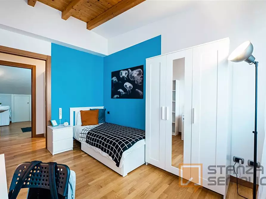 Immagine 1 di Stanza singola in affitto  in Via VITTORIO EMANUELE 31 D a Bergamo