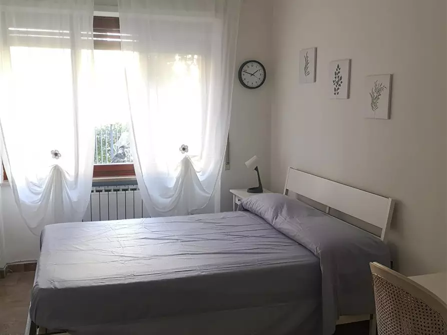 Immagine 2 di Stanza singola in affitto  in Via Gabriele Jannelli 220 p. T int. 3 a Napoli