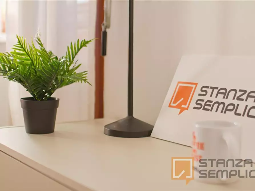 Immagine 1 di Stanza singola in affitto  in Via Resinelli 12 a Lecco