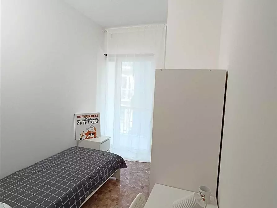 Immagine 2 di Stanza singola in affitto  in Via via carulli 5 a Bari
