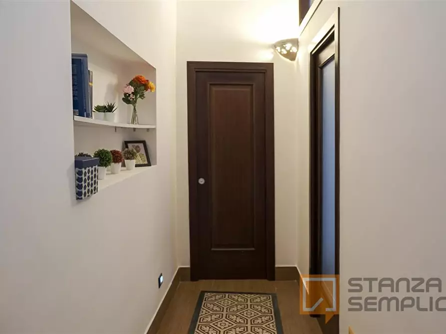 Immagine 13 di Stanza singola in affitto  in Via Enrico Pessina n. 15 a Napoli