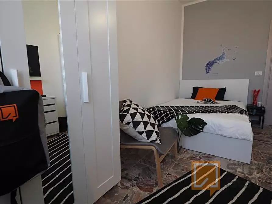 Immagine 1 di Stanza singola in affitto  in Corso Bramante 80 a Torino