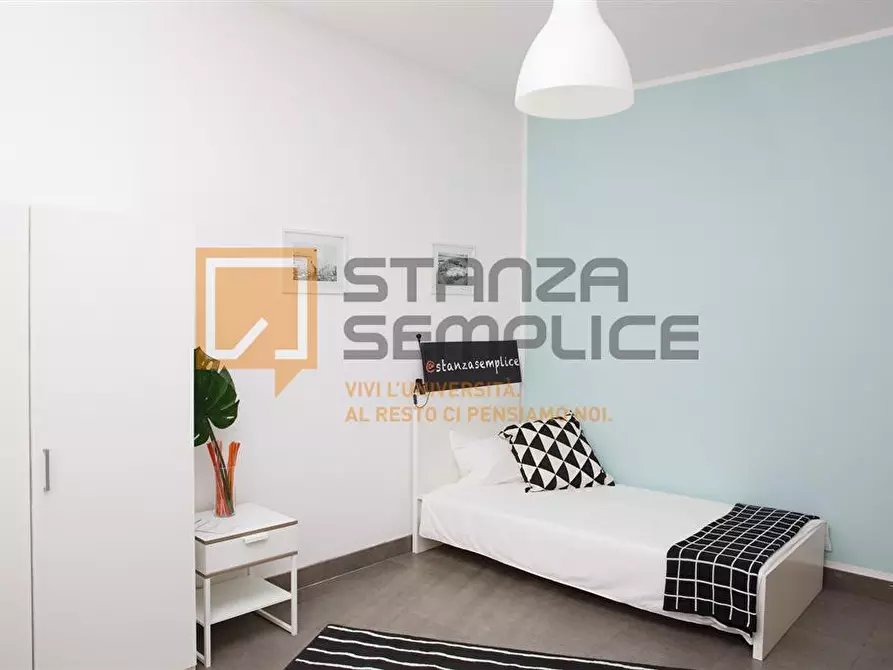 Immagine 1 di Stanza singola in affitto  in VIA BASTIONI SETTENTRIONALI, 49 a Rimini