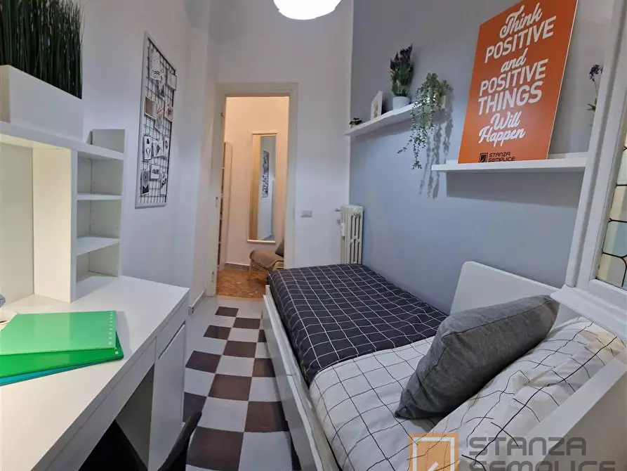 Immagine 2 di Stanza singola in affitto  in Piazza Cardinal Ferrari, 2 a Roma