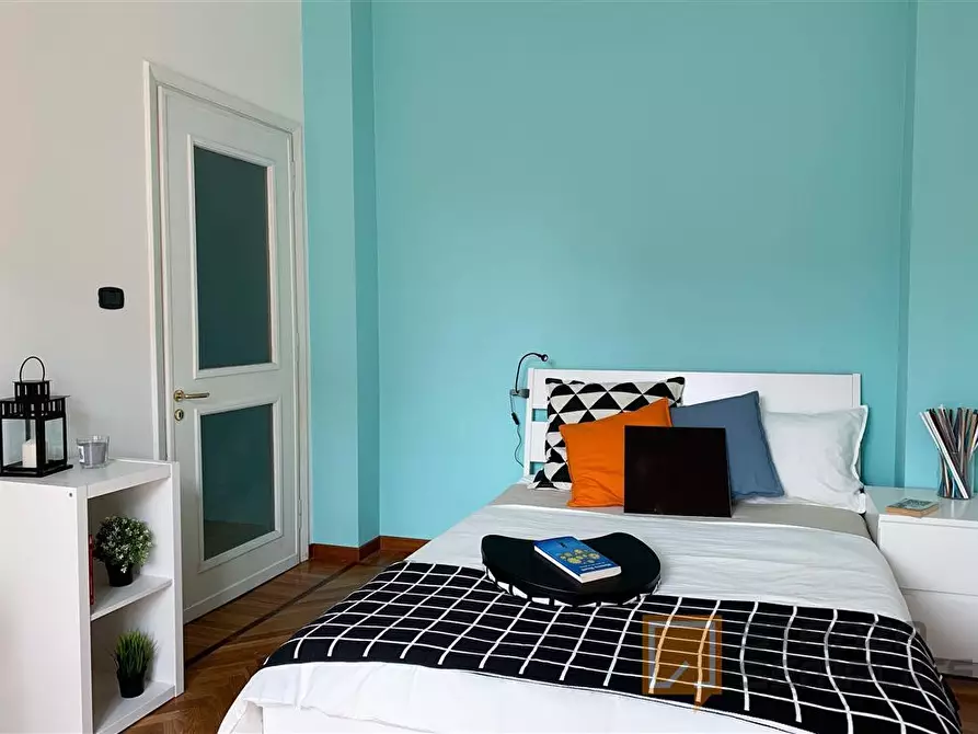 Immagine 1 di Stanza singola in affitto  in Via Elba n.10 a Torino