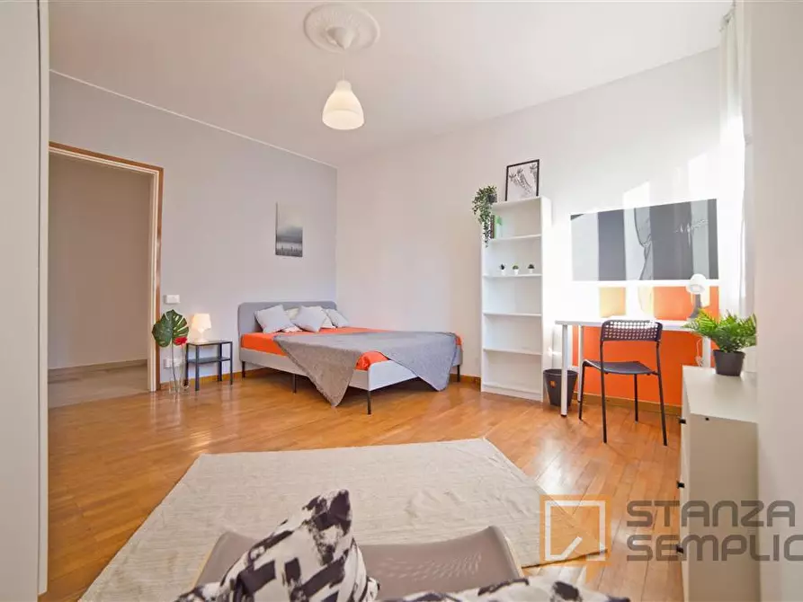 Immagine 7 di Stanza singola in affitto  in Via Resinelli 12 a Lecco