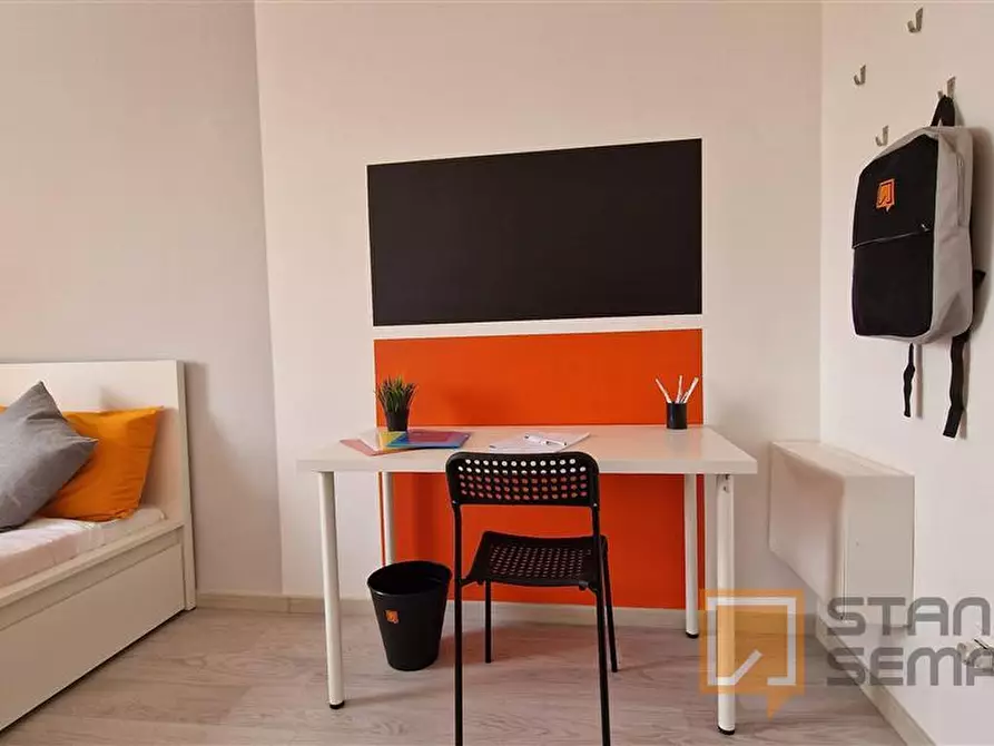 Immagine 5 di Stanza singola in affitto  in Via Ostiense, 343 a Roma