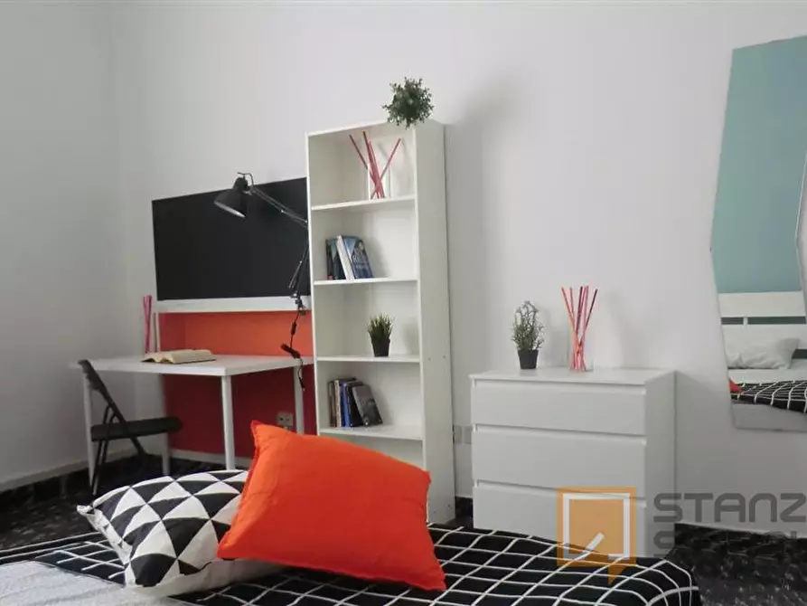 Immagine 1 di Stanza singola in affitto  in Galleria Santa Lucia 1 a Padova