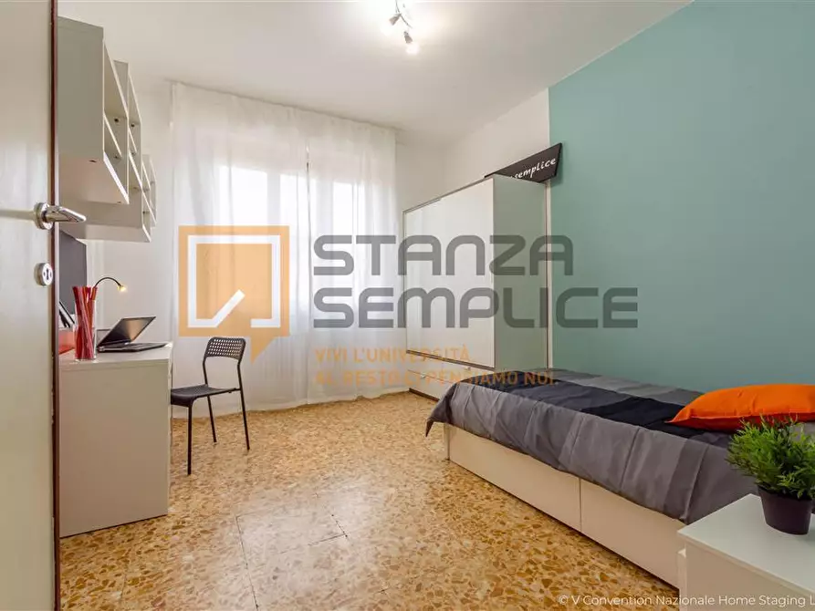 Immagine 1 di Stanza singola in affitto  in VIA UGO FOSCOLO 2A a Pisa