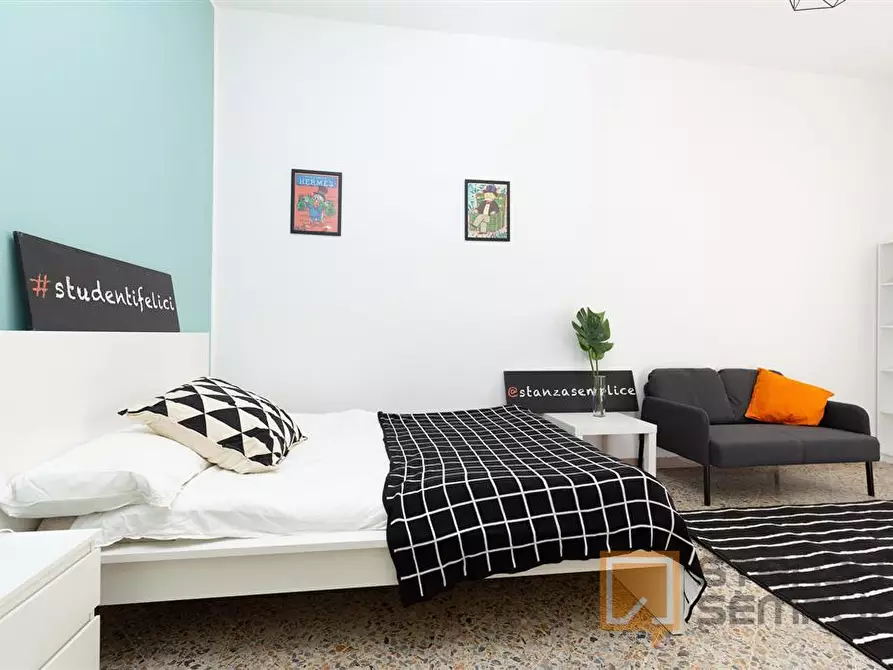 Immagine 3 di Stanza singola in affitto  in Via CORSO D'AUGUSTO, 108 a Rimini