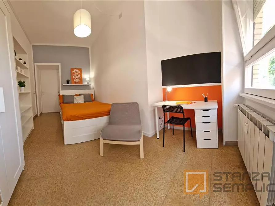 Immagine 6 di Stanza singola in affitto  in Lungotevere di Pietra Papa, 61  a Roma