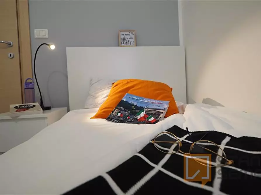 Immagine 4 di Stanza singola in affitto  in Corso Massimo d'Azeglio 60 Scala G a Torino