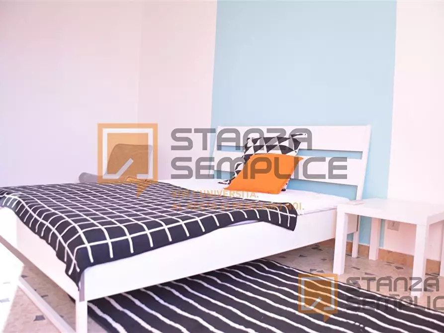 Immagine 1 di Stanza singola in affitto  in via d'angio 91 a Catania