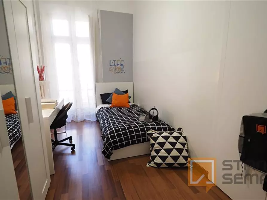 Immagine 1 di Stanza singola in affitto  in Via Sagliano Micca 3 a Torino