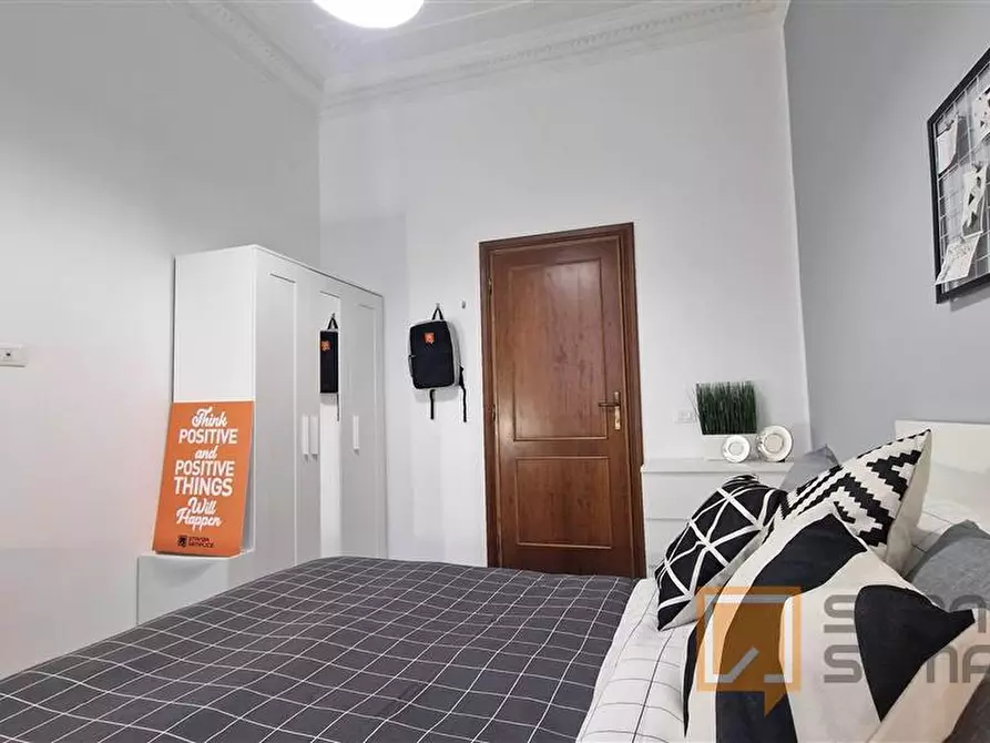 Immagine 3 di Stanza singola in affitto  in Via Via Cerveteri, 13 a Roma