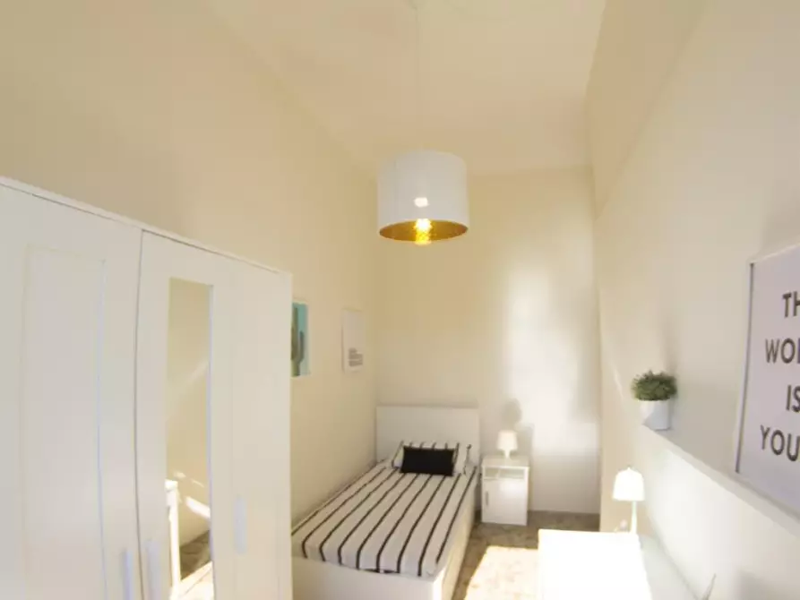 Immagine 3 di Stanza singola in affitto  in Via Giotto 35 a Firenze