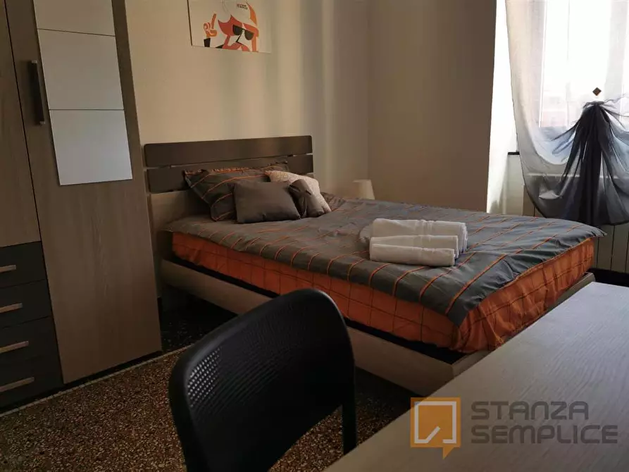 Immagine 2 di Stanza singola in affitto  in SALITA PIANO DI ROCCA 8/8 a Genova