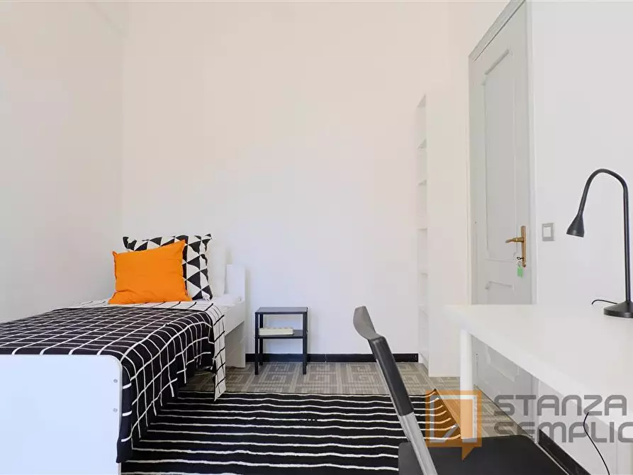 Immagine 2 di Stanza singola in affitto  in Via Pola n5 a Cagliari