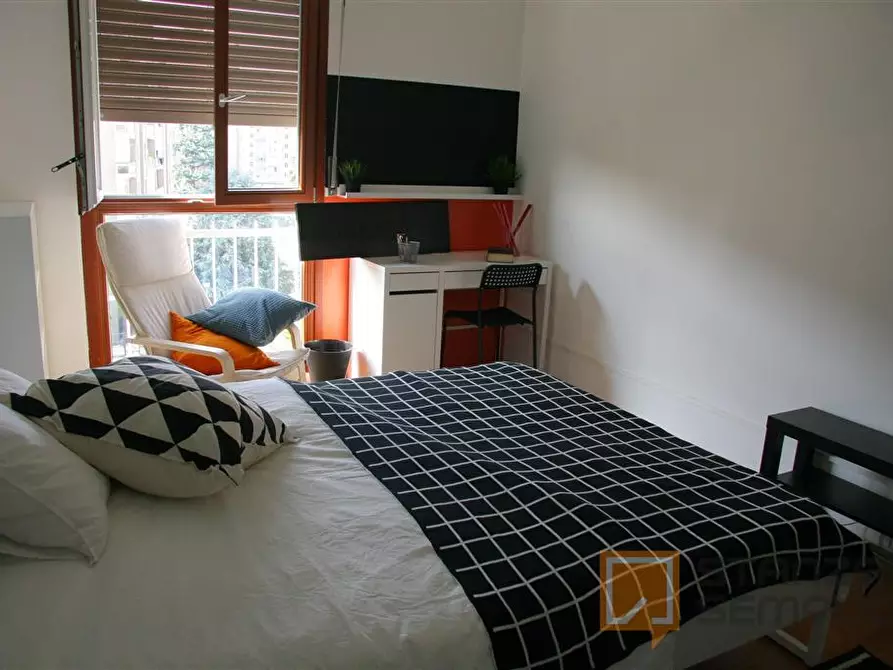 Immagine 2 di Stanza singola in affitto  in Via Palmiro Togliatti 23 a Torino