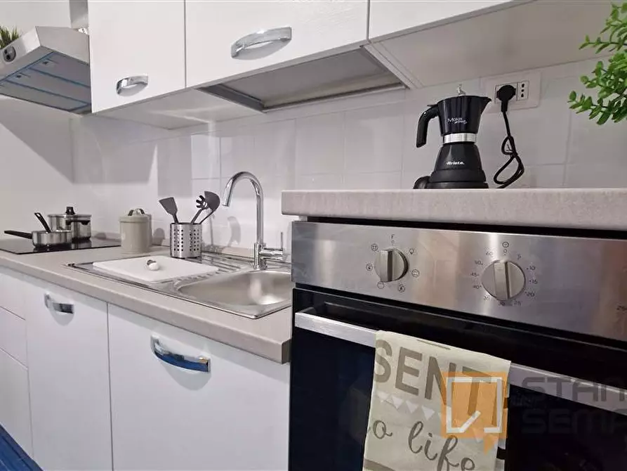 Immagine 19 di Stanza singola in affitto  in Lungotevere di Pietra Papa, 61  a Roma