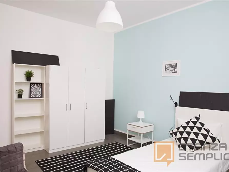 Immagine 4 di Stanza singola in affitto  in VIA BASTIONI SETTENTRIONALI, 49 a Rimini