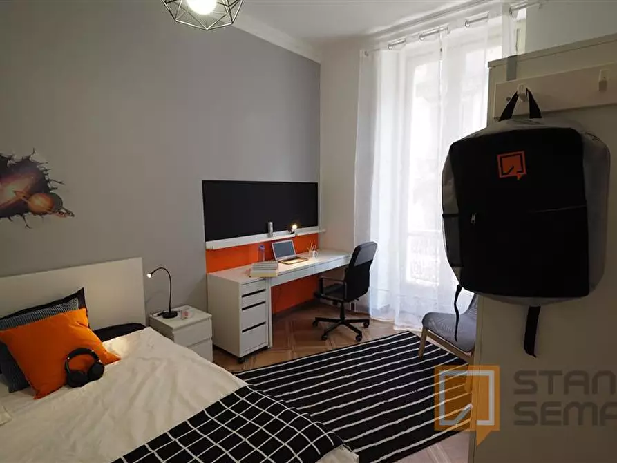 Immagine 2 di Stanza singola in affitto  in Via Sagliano Micca 3 a Torino