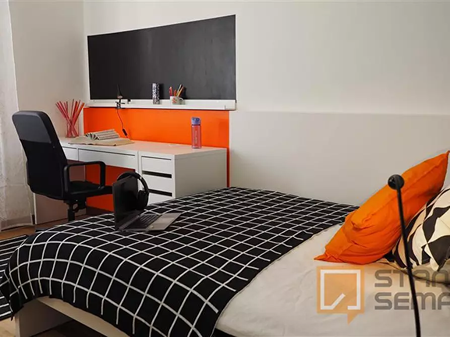 Immagine 3 di Stanza singola in affitto  in Via Sagliano Micca 3 a Torino