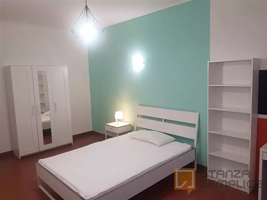 Immagine 2 di Stanza singola in affitto  in PIAZZA TONIOLO 5L a Pisa